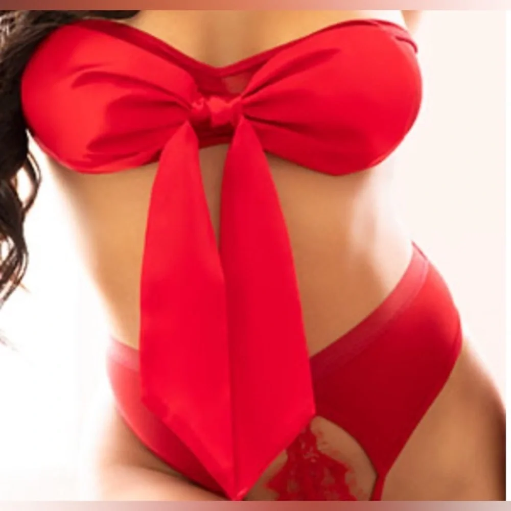🦋B2G1🦋LEG AVENUE 2pc. Satin Ribbon Gift Bandeau & Lace G-String Panty Set
